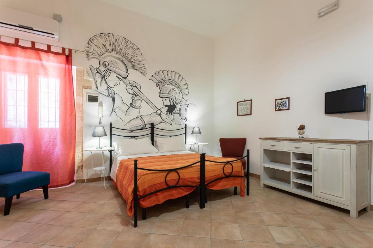 Calipso Apartments Ortigia Syracuse Buitenkant foto