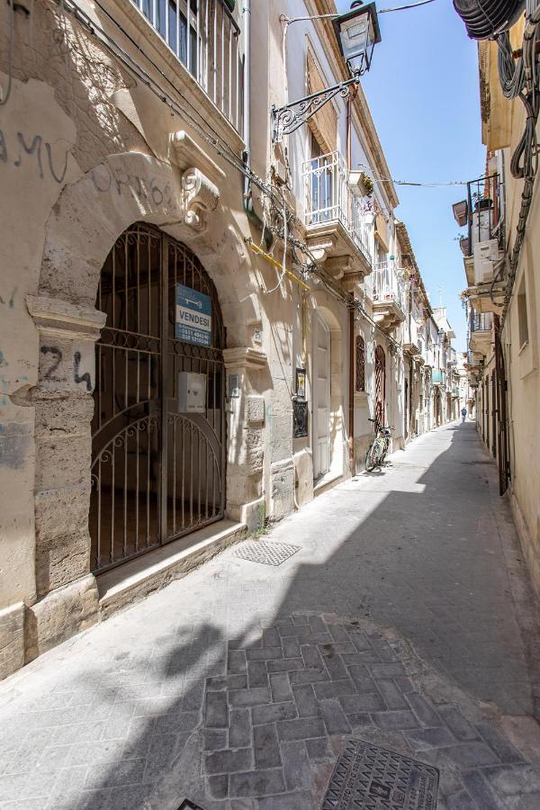 Calipso Apartments Ortigia Syracuse Buitenkant foto